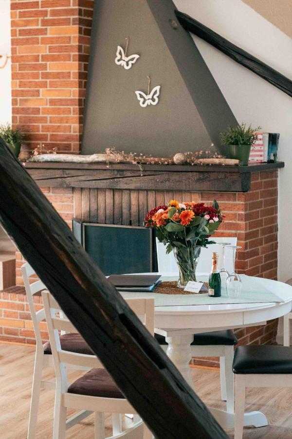 Ferienwohnung Auszeit im Rheingau Eltville am Rhein Exterior foto
